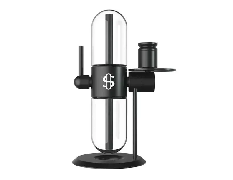 Stundenglass gravity device used to smoke an appetizer